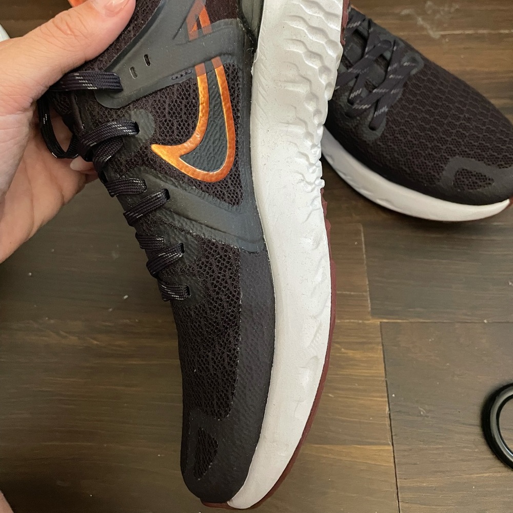 Like New Nike React Running Shoes - image 3